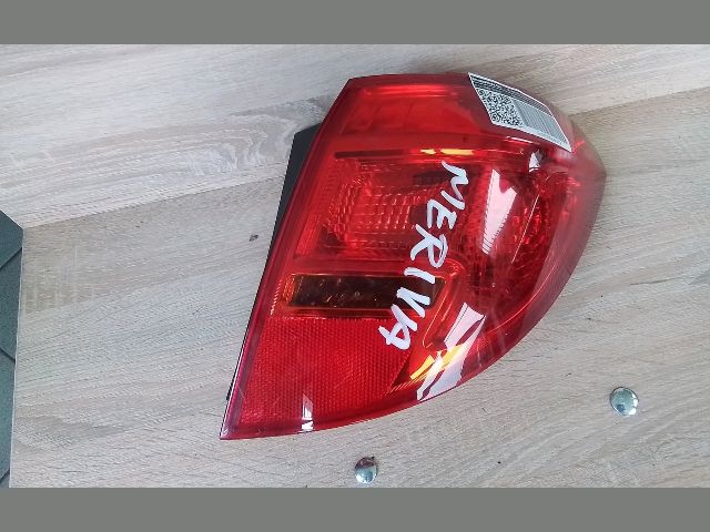 bontott OPEL MERIVA B Jobb Hátsó Lámpa