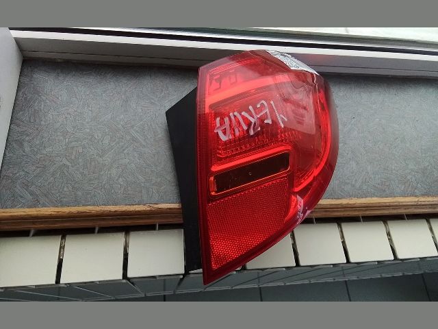 bontott OPEL MERIVA B Jobb Hátsó Lámpa