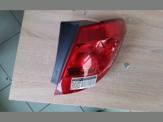 bontott OPEL MERIVA B Jobb Hátsó Lámpa