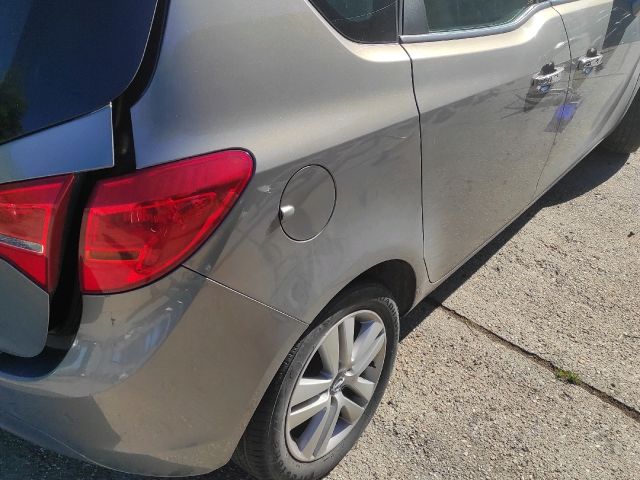 bontott OPEL MERIVA B Jobb hátsó Oldal Lökhárító Tartó (Műanyag)