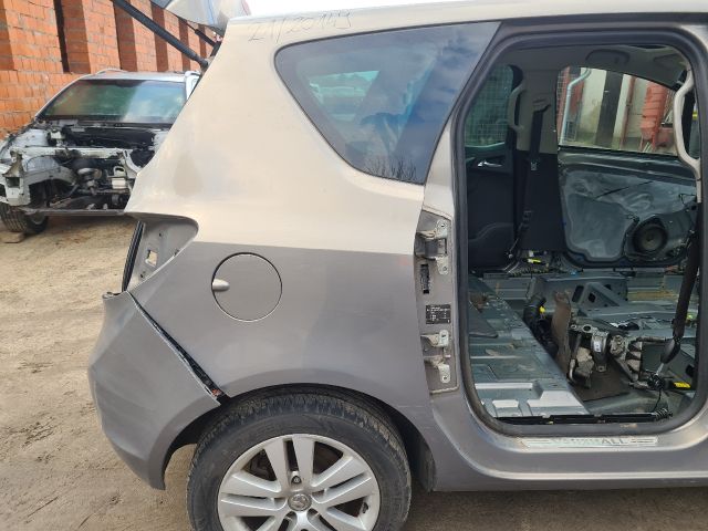 bontott OPEL MERIVA B Jobb hátsó Sárvédő