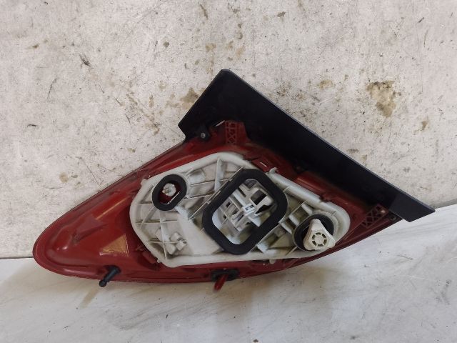 bontott OPEL MERIVA B Jobb Külső Hátsó Lámpa