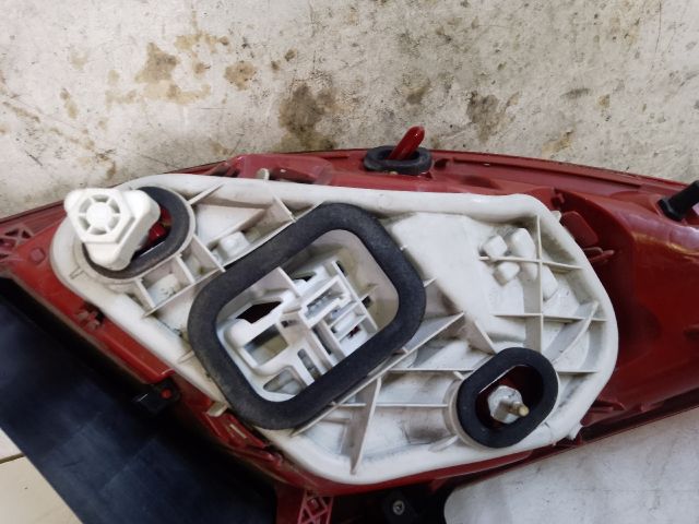 bontott OPEL MERIVA B Jobb Külső Hátsó Lámpa