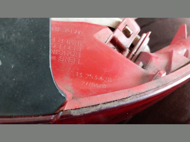 bontott OPEL MERIVA B Jobb Külső Hátsó Lámpa