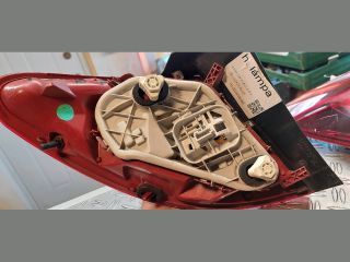 bontott OPEL MERIVA B Jobb Külső Hátsó Lámpa