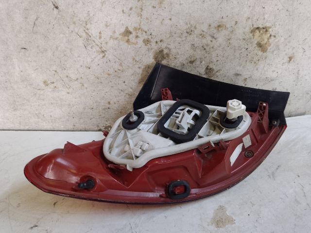 bontott OPEL MERIVA B Jobb Külső Hátsó Lámpa