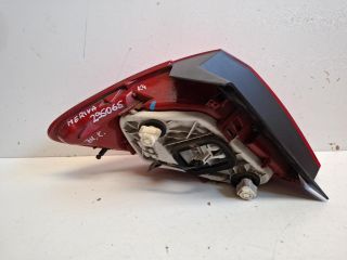 bontott OPEL MERIVA B Jobb Külső Hátsó Lámpa