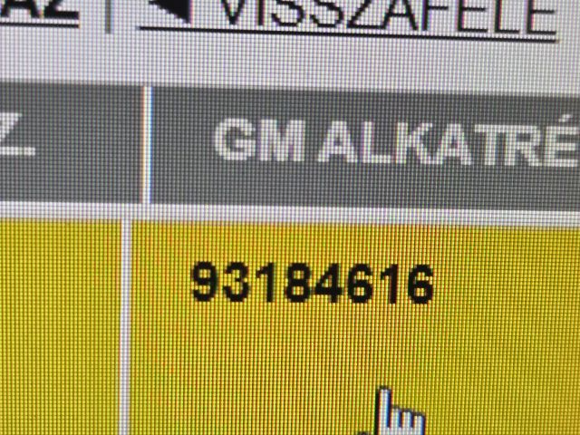 bontott OPEL MERIVA B Jobb Lökhárító Tartó Nyúlványvég