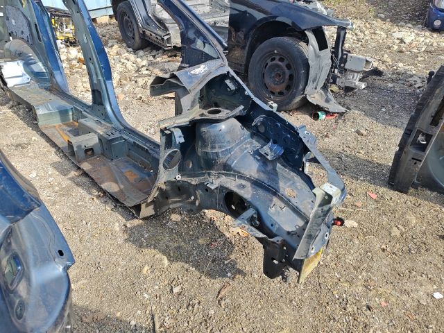 bontott OPEL MERIVA B Karosszéria Csomag