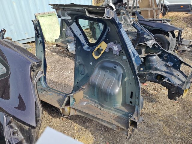 bontott OPEL MERIVA B Karosszéria Csomag