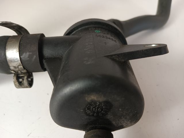 bontott OPEL MERIVA B Kartergáz Visszavezető Ház