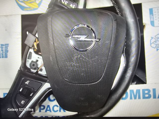 bontott OPEL MERIVA B Kormánylégzsák