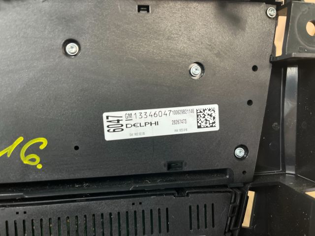 bontott OPEL MERIVA B Középkonzol Vezérlő Panel