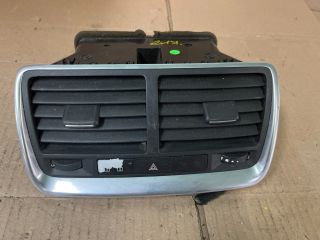 bontott OPEL MERIVA B Középső Szellőző