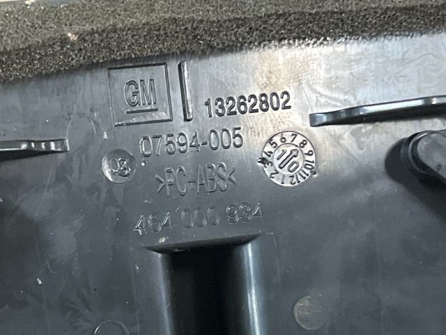 bontott OPEL MERIVA B Középső Szellőző