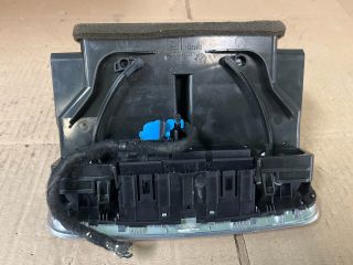 bontott OPEL MERIVA B Középső Szellőző