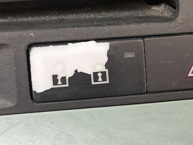 bontott OPEL MERIVA B Középső Szellőző