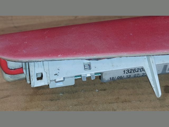 bontott OPEL MERIVA B Pótféklámpa