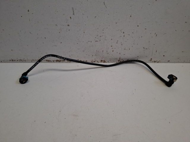 bontott OPEL MERIVA B Üzemanyagcső