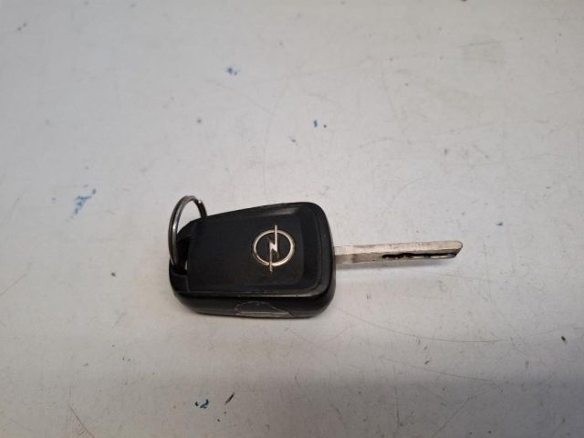 bontott OPEL MERIVA B Zárbetét Szett