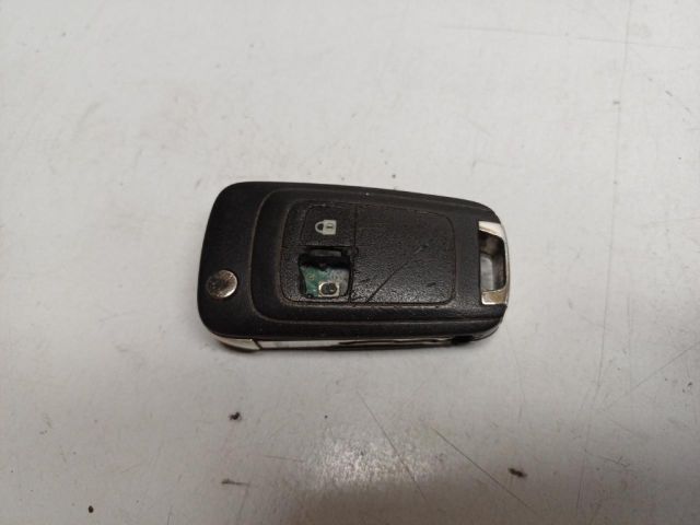 bontott OPEL MERIVA B Zárbetét Szett