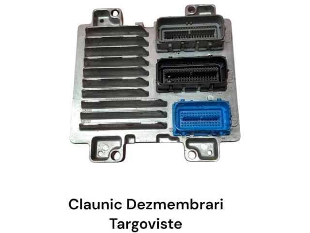 bontott OPEL MOKKA Motorvezérlő