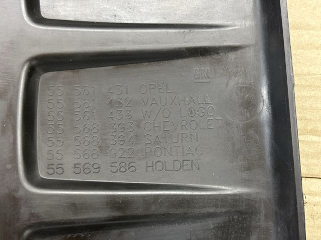 bontott OPEL MOKKA Felső Motorburkolat