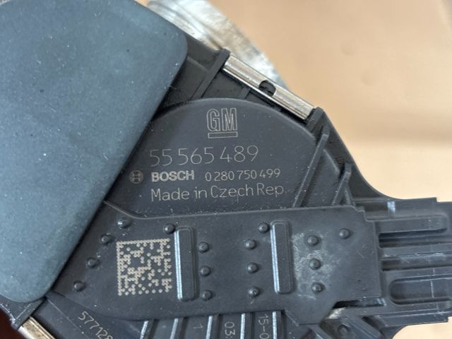 bontott OPEL MOKKA Fojtószelep (Elektromos)