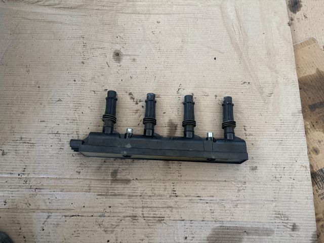 bontott OPEL MOKKA Gyújtótrafó Szett