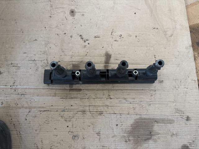 bontott OPEL MOKKA Gyújtótrafó Szett