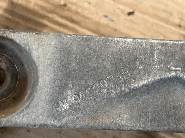 bontott OPEL MOKKA Váltó Tartó Bak (Pozíciófüggetlen)