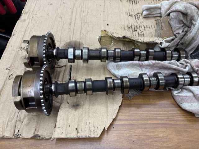 bontott OPEL MOKKA Vezérműtengely (Magában)