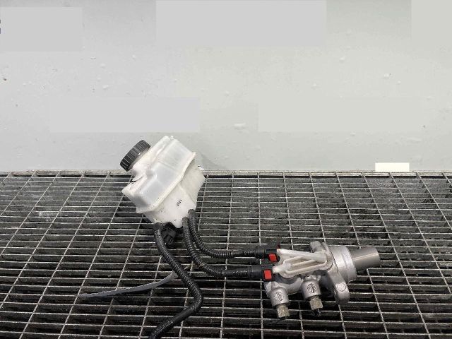 bontott OPEL MOKKA Főfékhenger