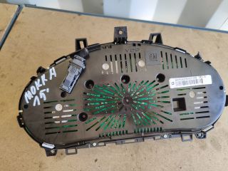 bontott OPEL MOKKA Kilométeróra