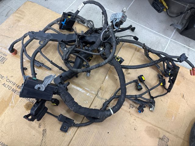 bontott OPEL MOKKA Motor Kábelköteg