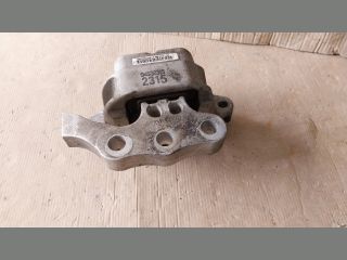 bontott OPEL MOKKA Motor Tartó Bak Jobb