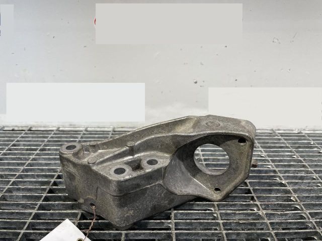 bontott OPEL MOKKA Motor Tartó Bak (Pozíciófüggetlen)