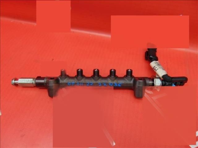 bontott OPEL MOKKA Porlasztó Sor / Híd