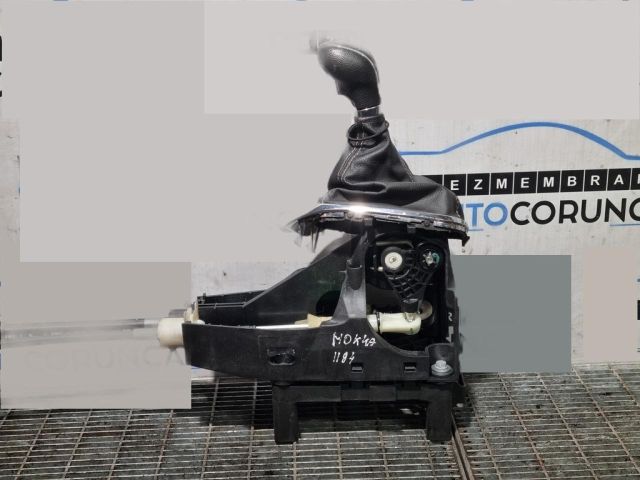 bontott OPEL MOKKA Váltó Kulissza