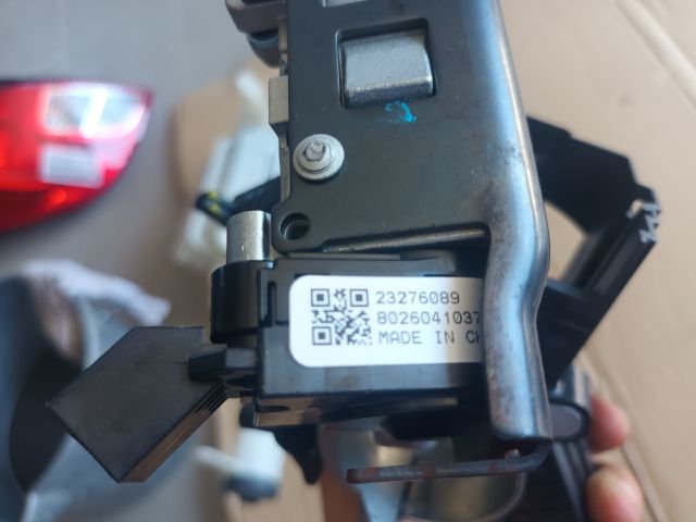 bontott OPEL MOKKA Gyújtáskapcsoló Házzal