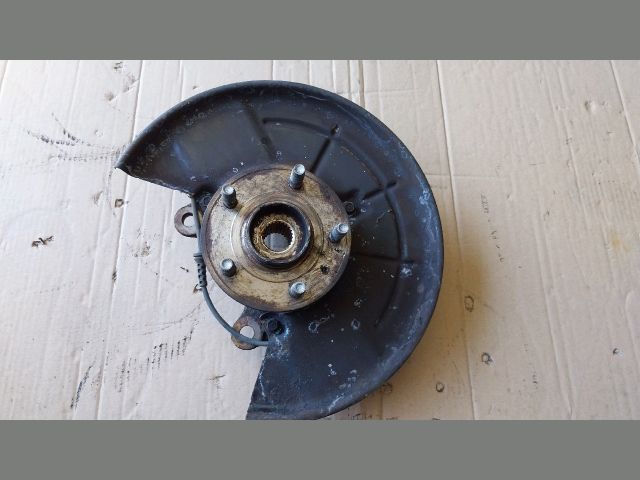 bontott OPEL MOKKA Bal első Csonkállvány Kerékaggyal