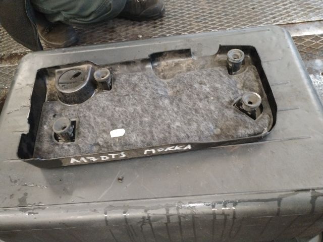 bontott OPEL MOKKA Felső Motorburkolat