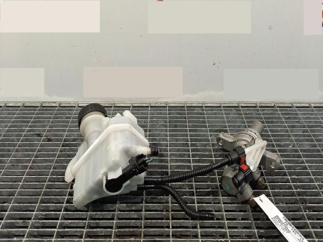 bontott OPEL MOKKA Főfékhenger