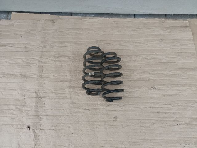 bontott OPEL MOKKA Hátsó Rugó Pár