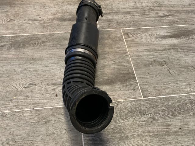 bontott OPEL MOKKA Légbeömlő Cső