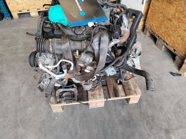 bontott OPEL MOKKA Motor (Fűzött blokk hengerfejjel)