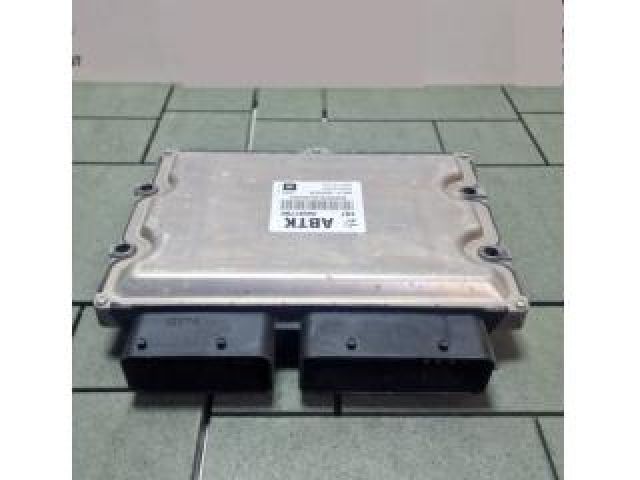 bontott OPEL MOKKA Motorvezérlő