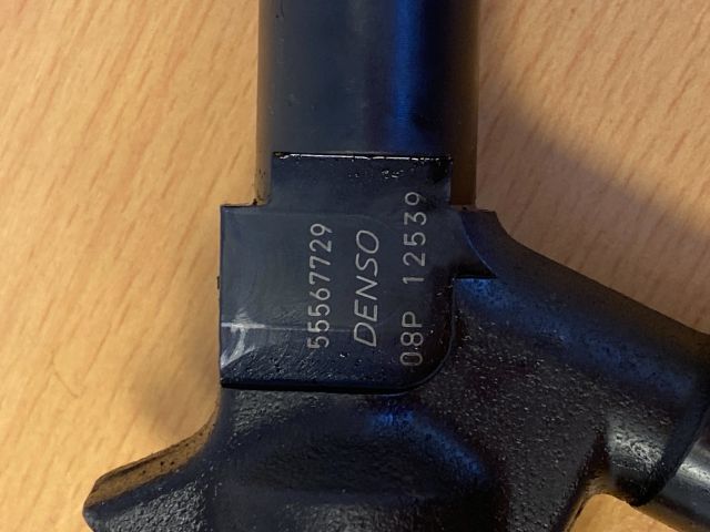 bontott OPEL MOKKA Porlasztó (1 db)