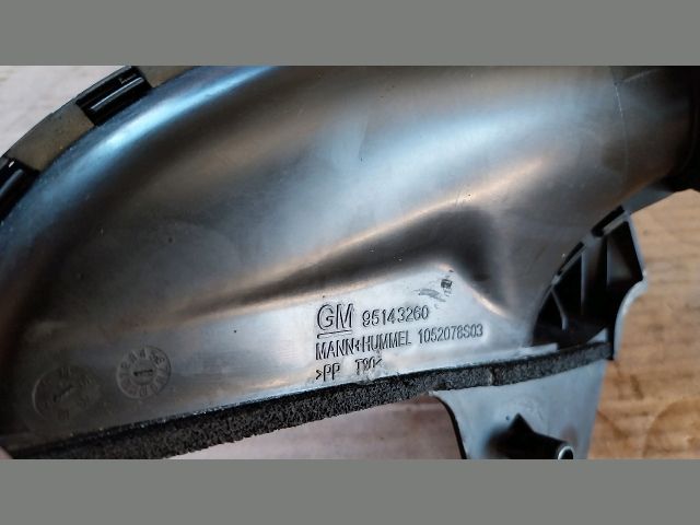 bontott OPEL MOKKA Szívó Cső