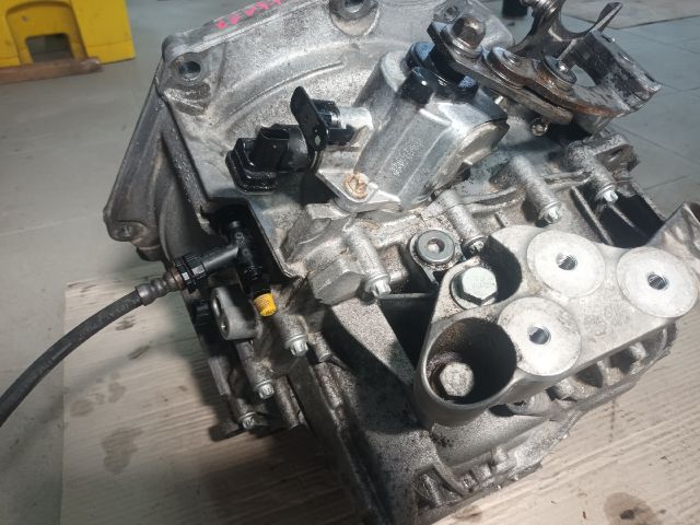 bontott OPEL MOKKA Váltó (Mechanikus)